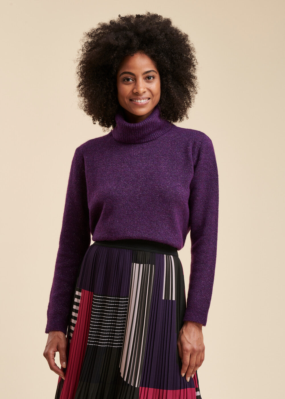 Pull col roulé en maille irisée