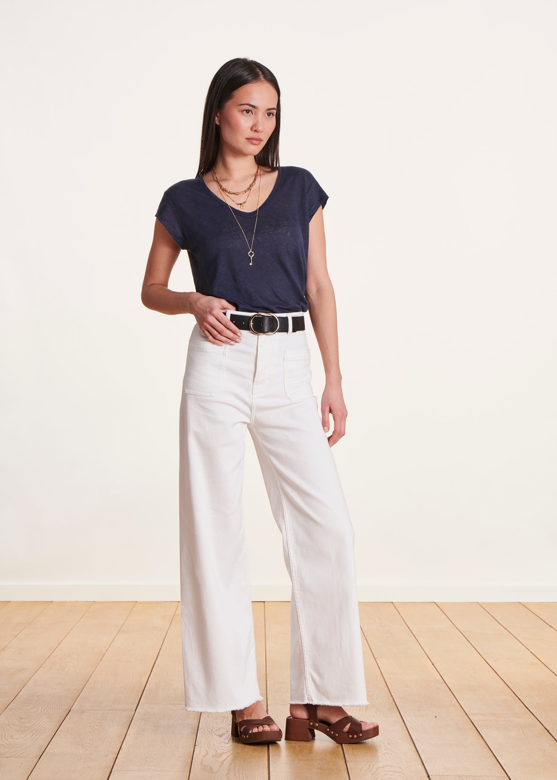 Ceinture noire en cuir