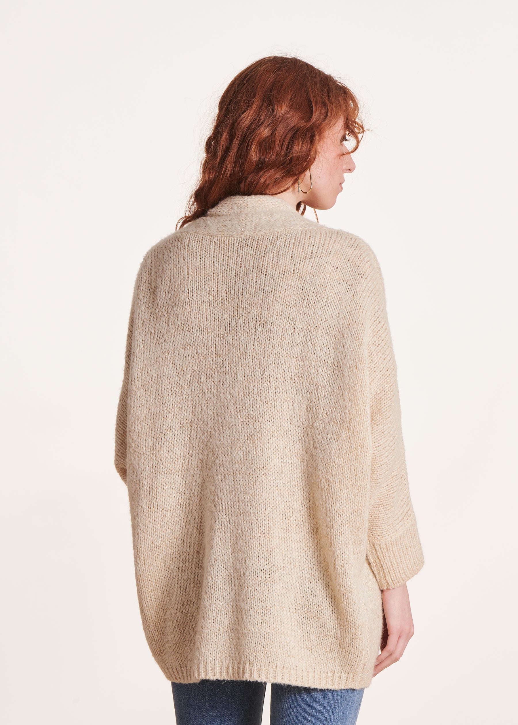 Gilet mi-long blanc oversize en maille irisée