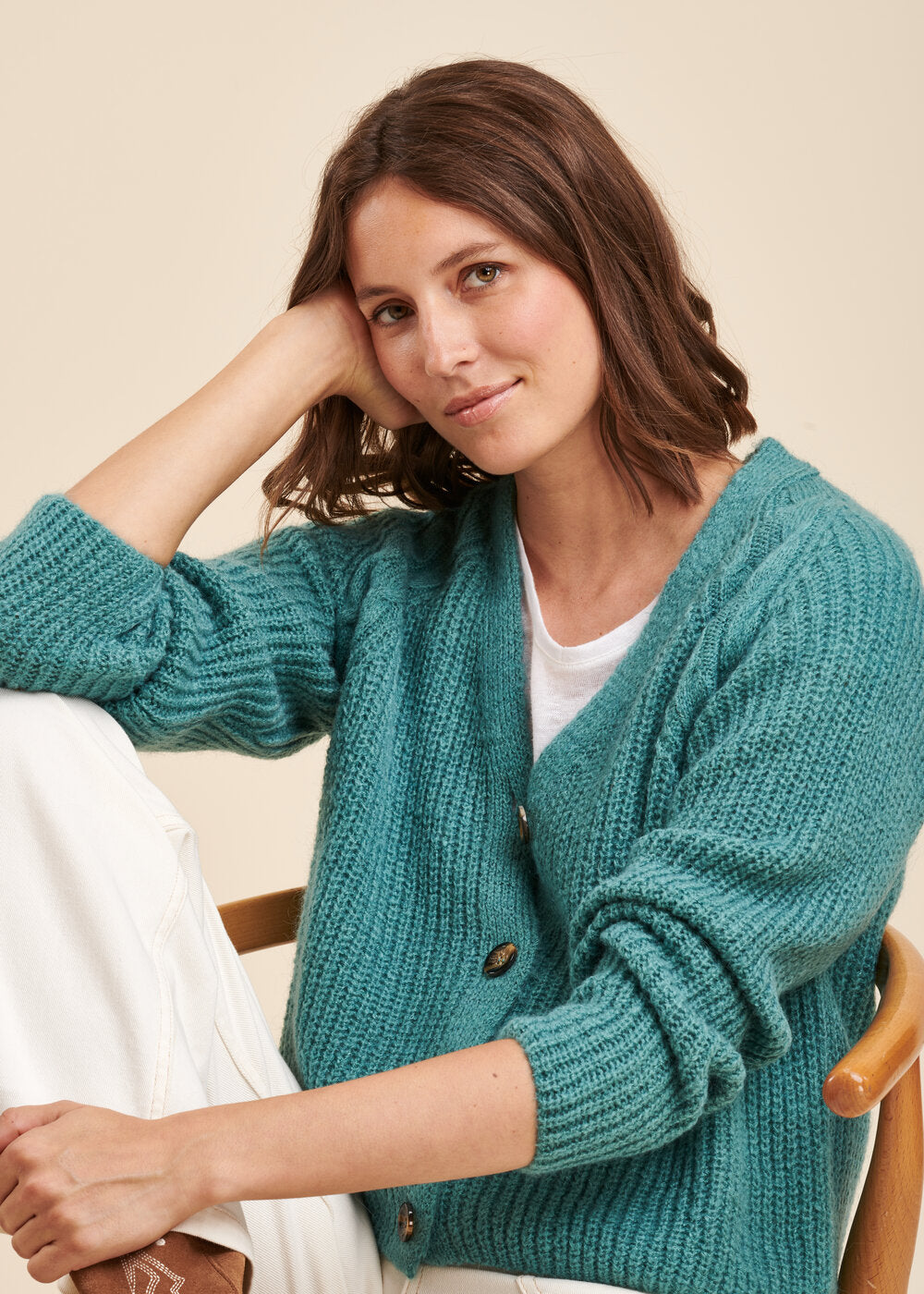 Gilet mousseux encolure V
