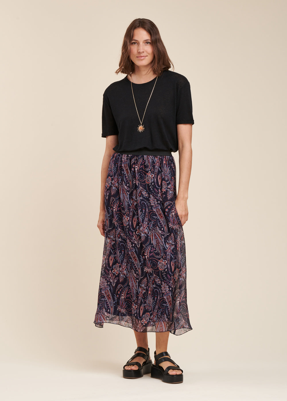 Jupe longue en voile de viscose soie à imprimé floral