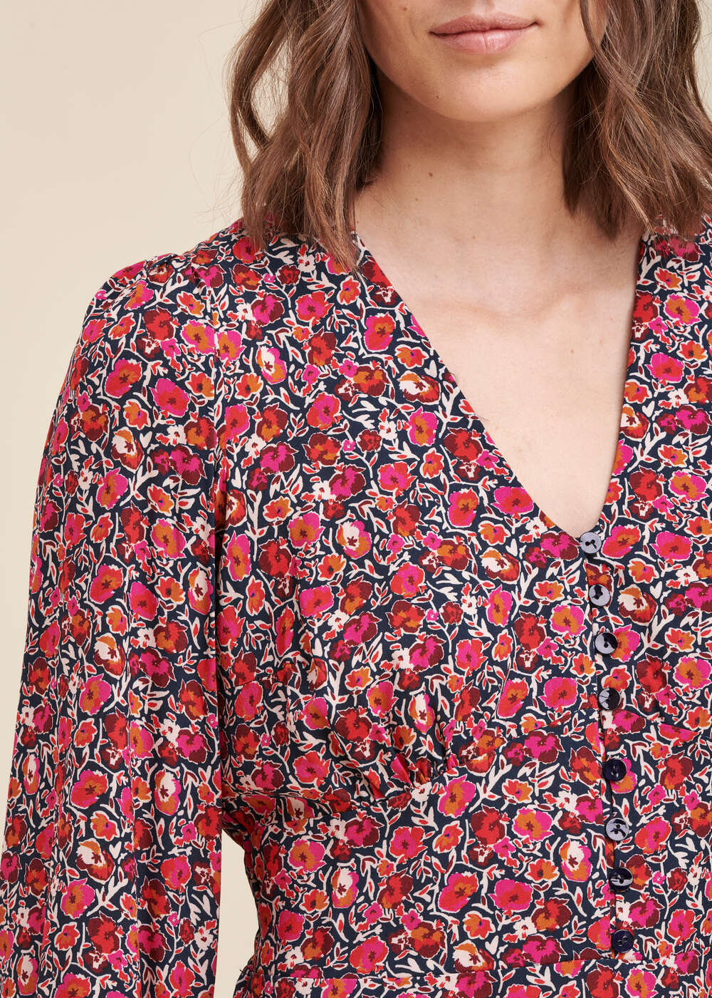 Robe courte cintrée en viscose Ecovero à imprimé fleuri
