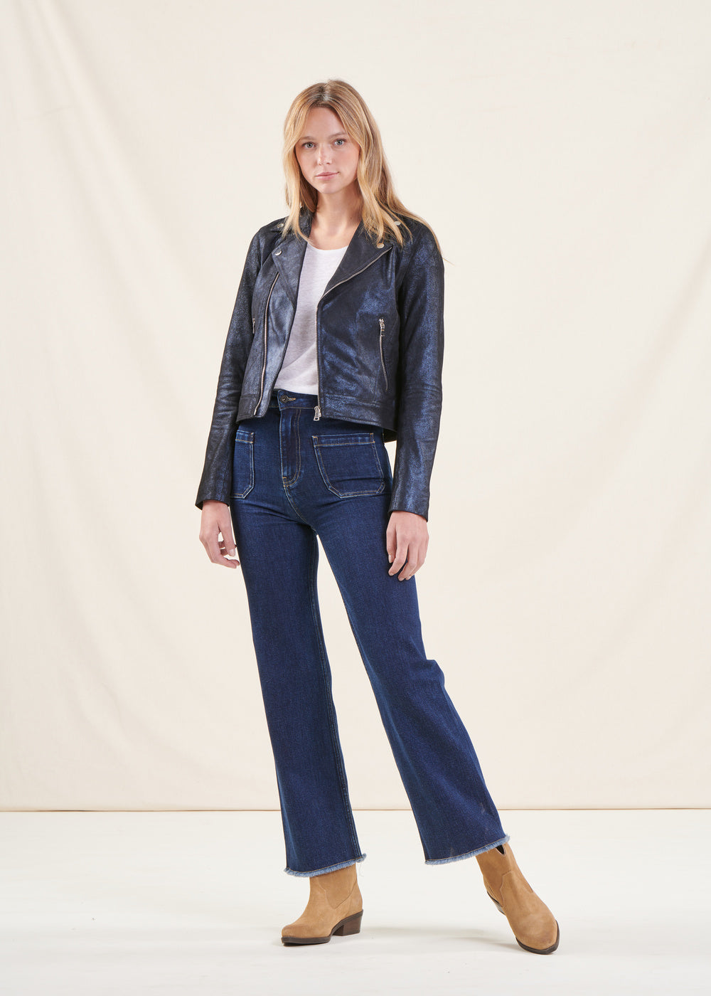 Blouson cuir bleu marine coupe biker