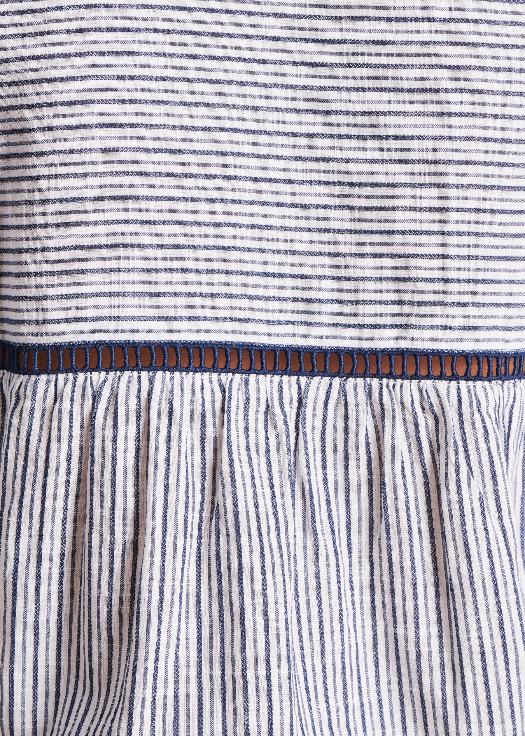 Top bleu en coton biologique à rayures manches longues