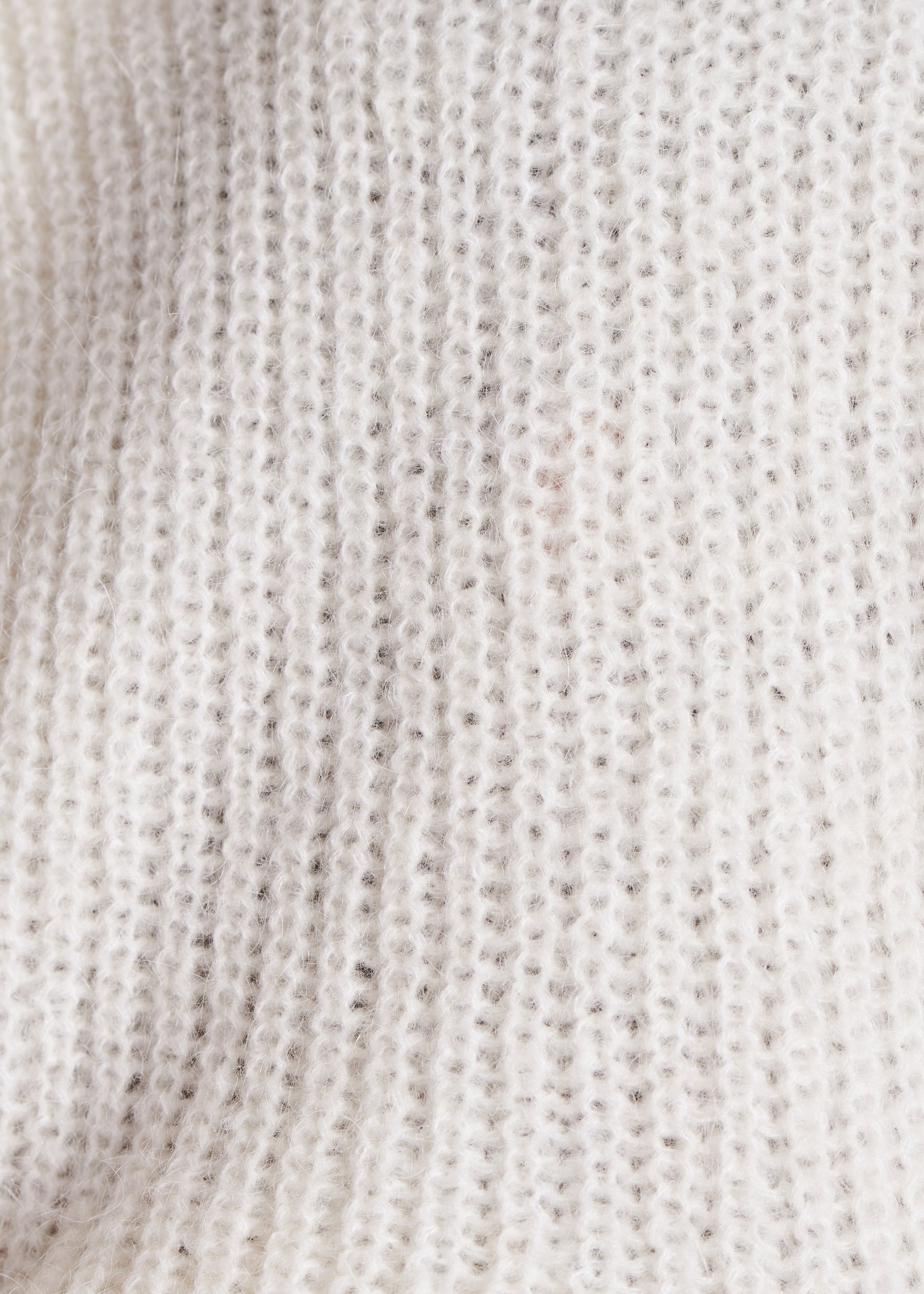 Cagoule tricotée écrue