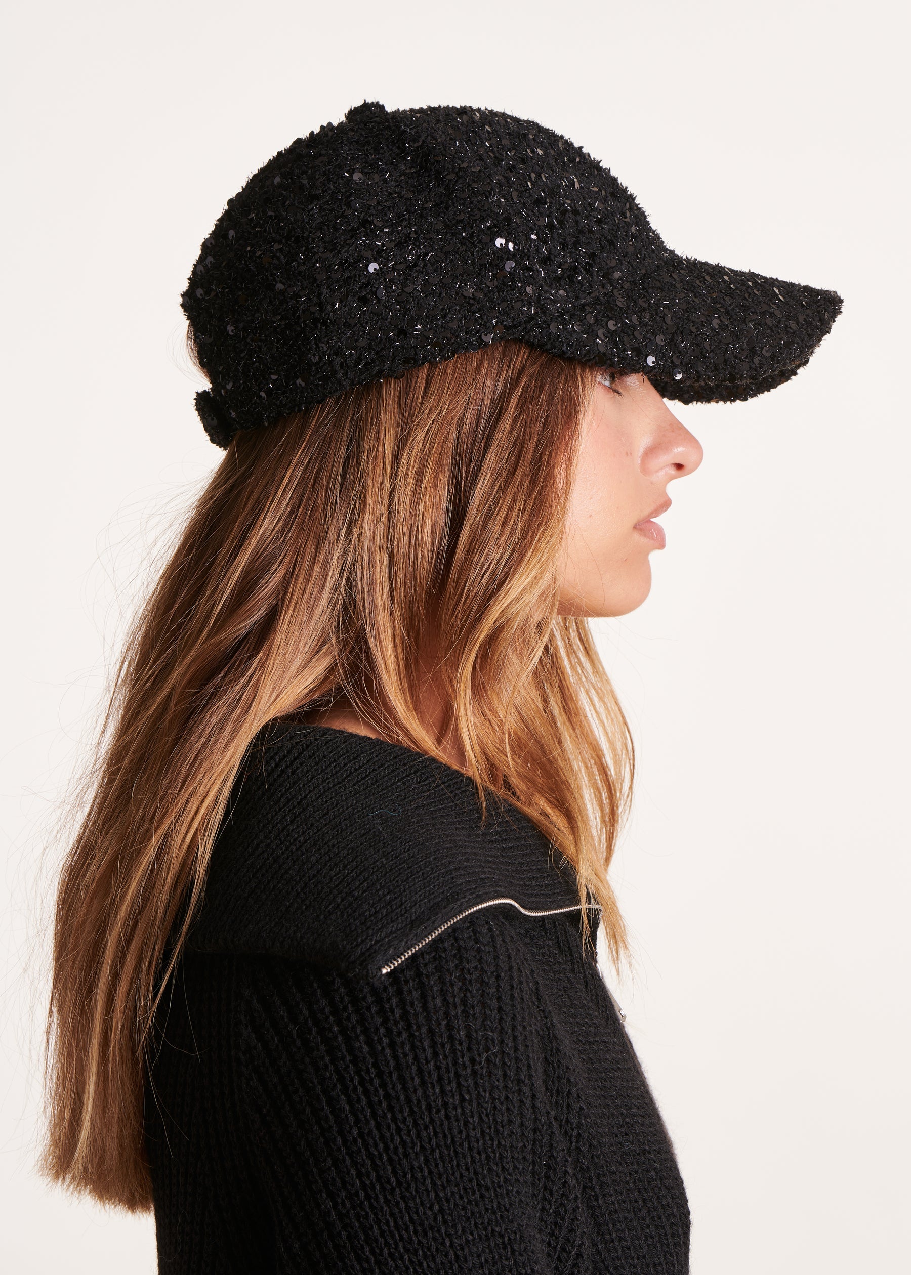 Casquette noire à paillettes