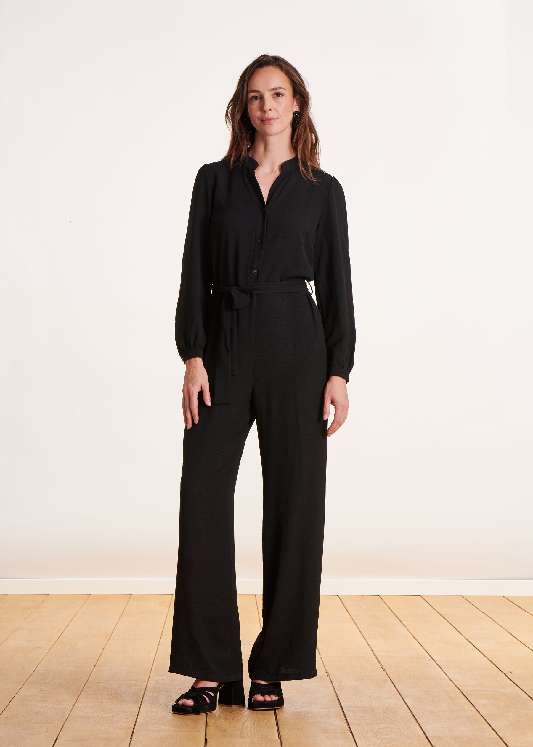 Combinaison noire manches longues col mao