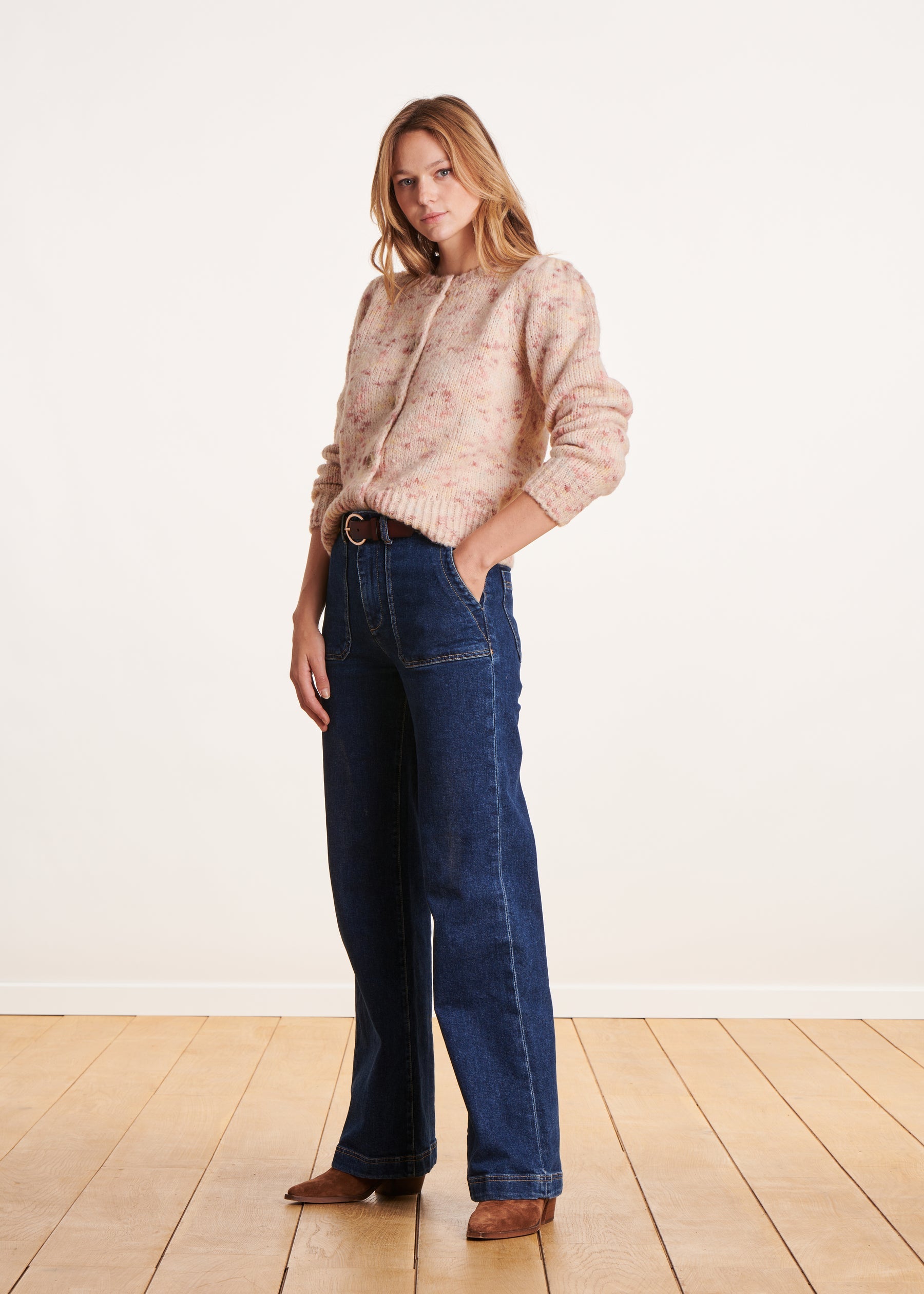 Gilet rose pâle ajusté à encolure ronde