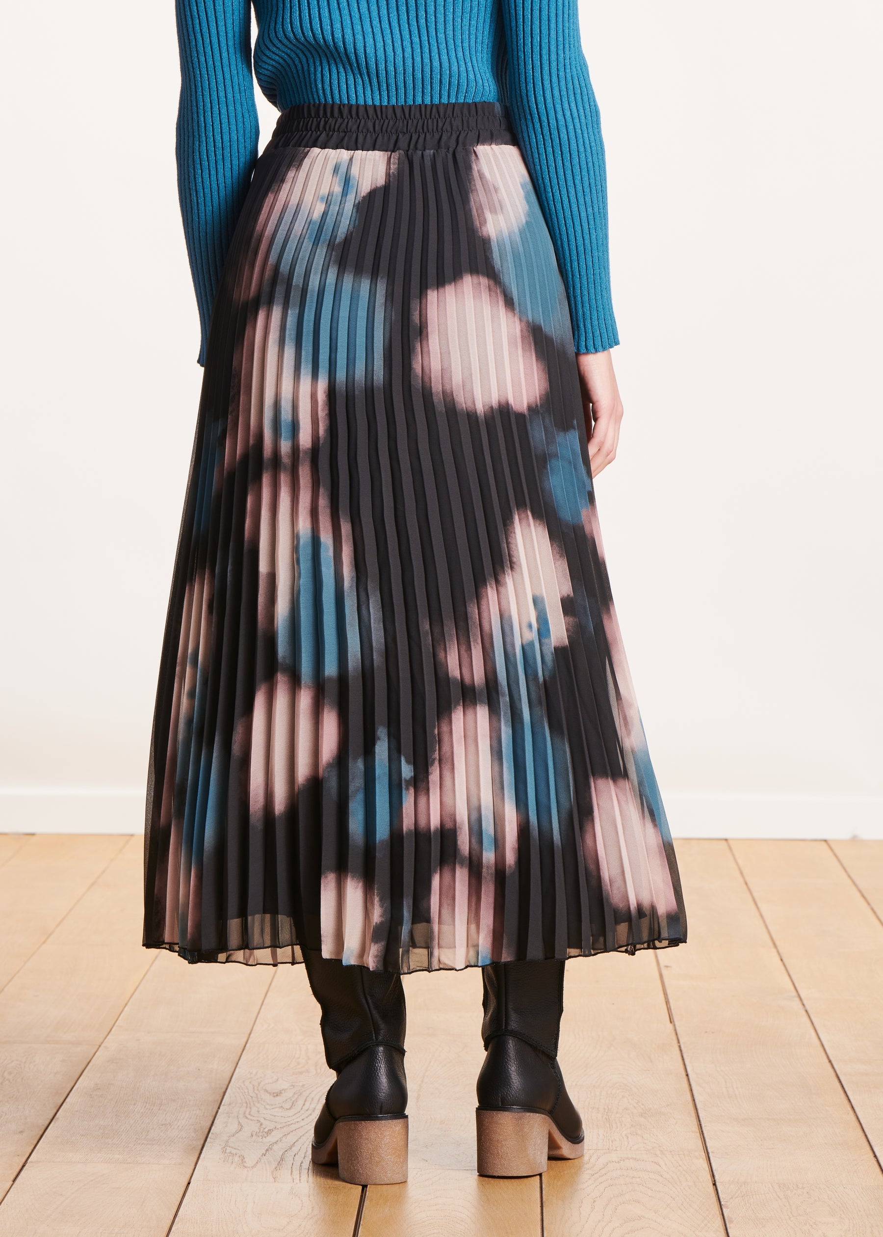 Jupe midi plissée en voile imprimé tie & dye