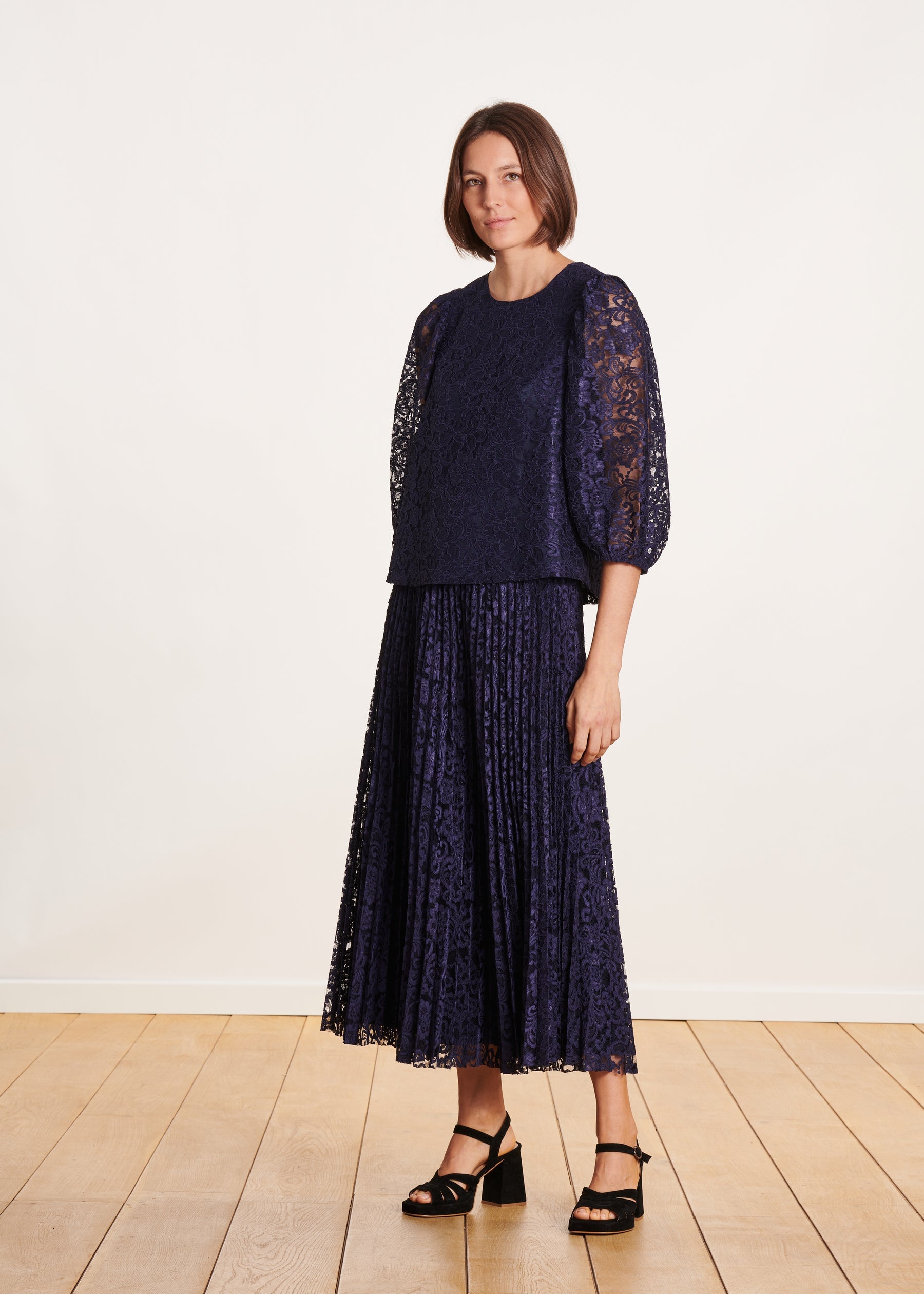 Jupe midi plissée bleu marine