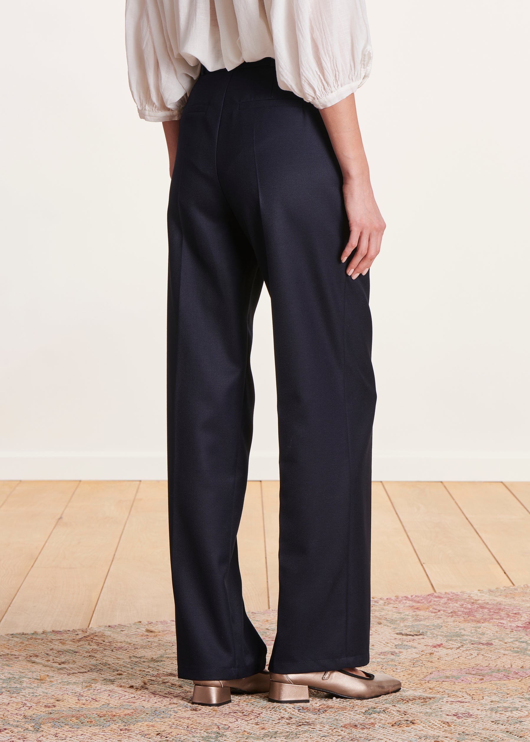 Pantalon bleu marine droit large upcyclé