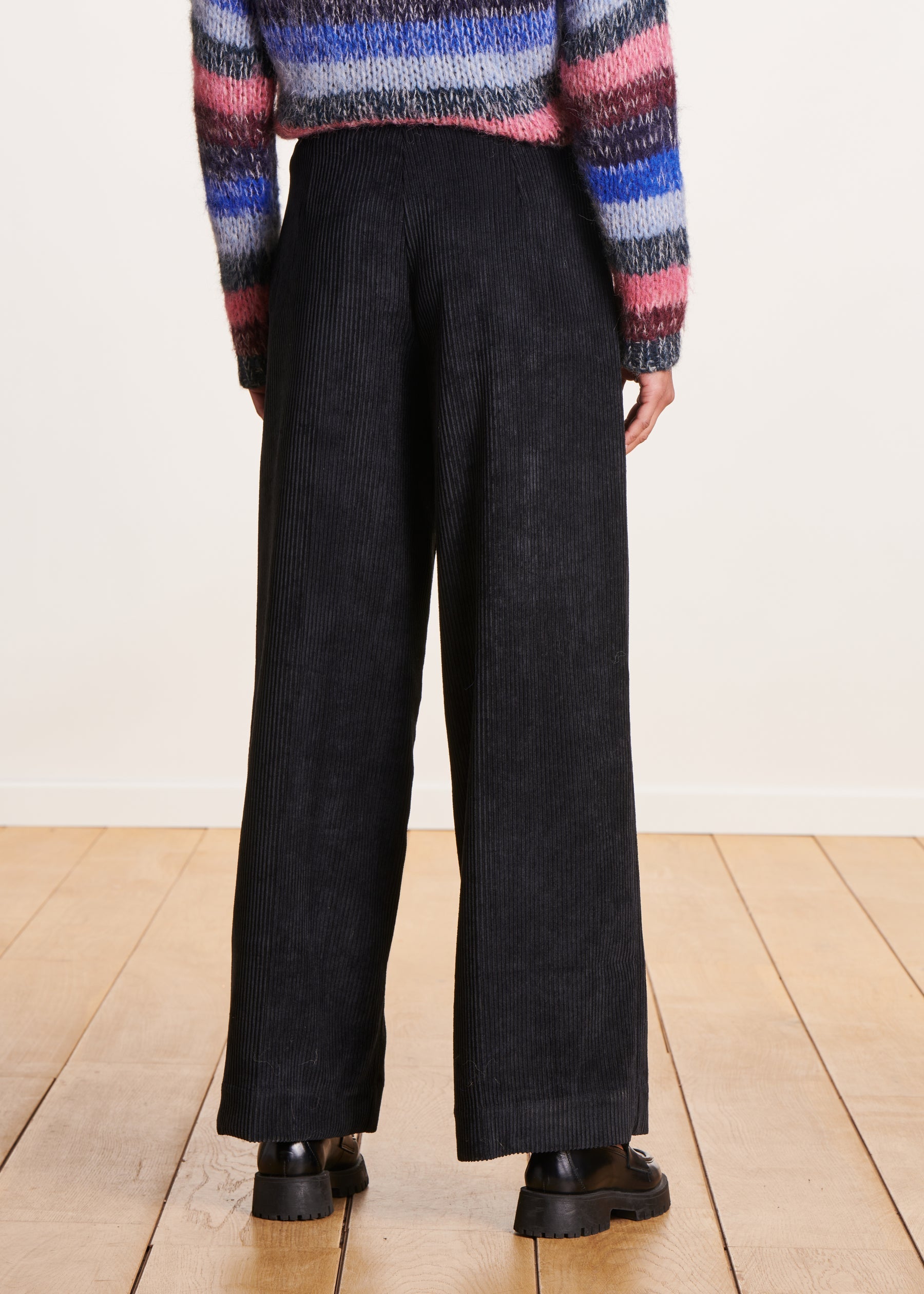 Pantalon large en velours noir