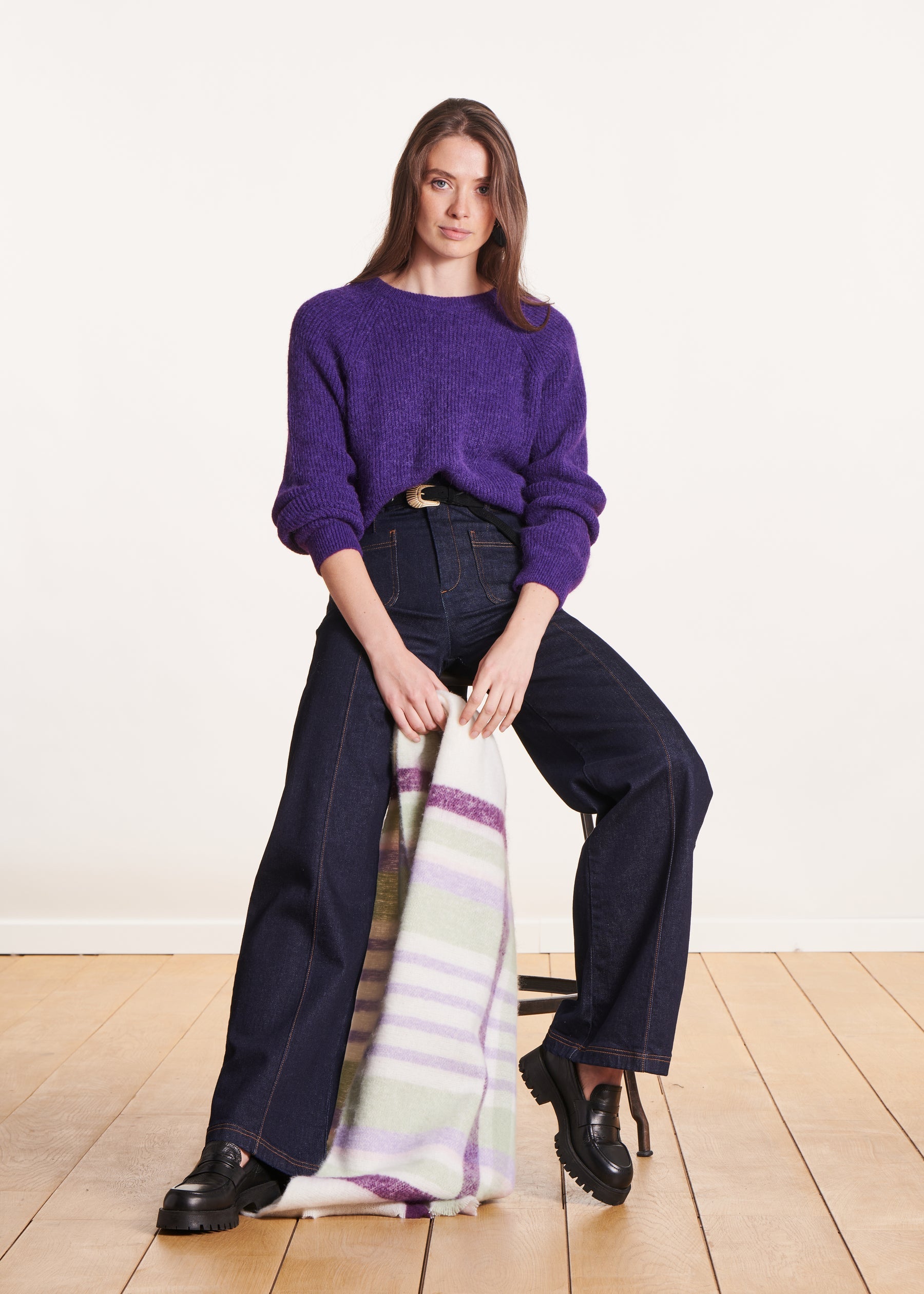 Pull violet droit col rond