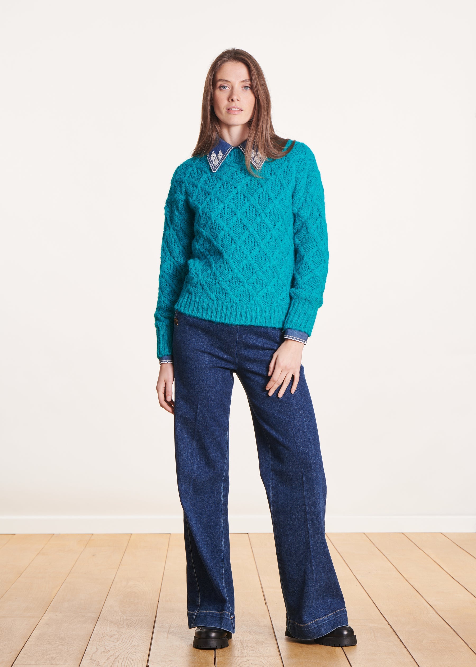 Pull turquoise col rond maille fantaisie