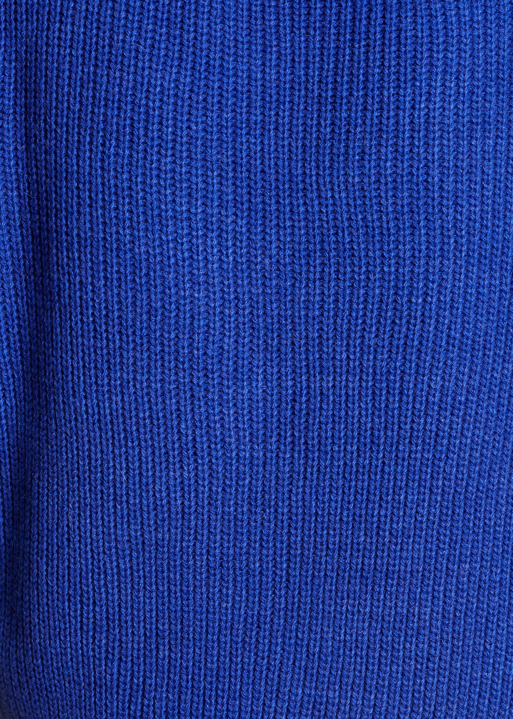 Pull bleu court col V