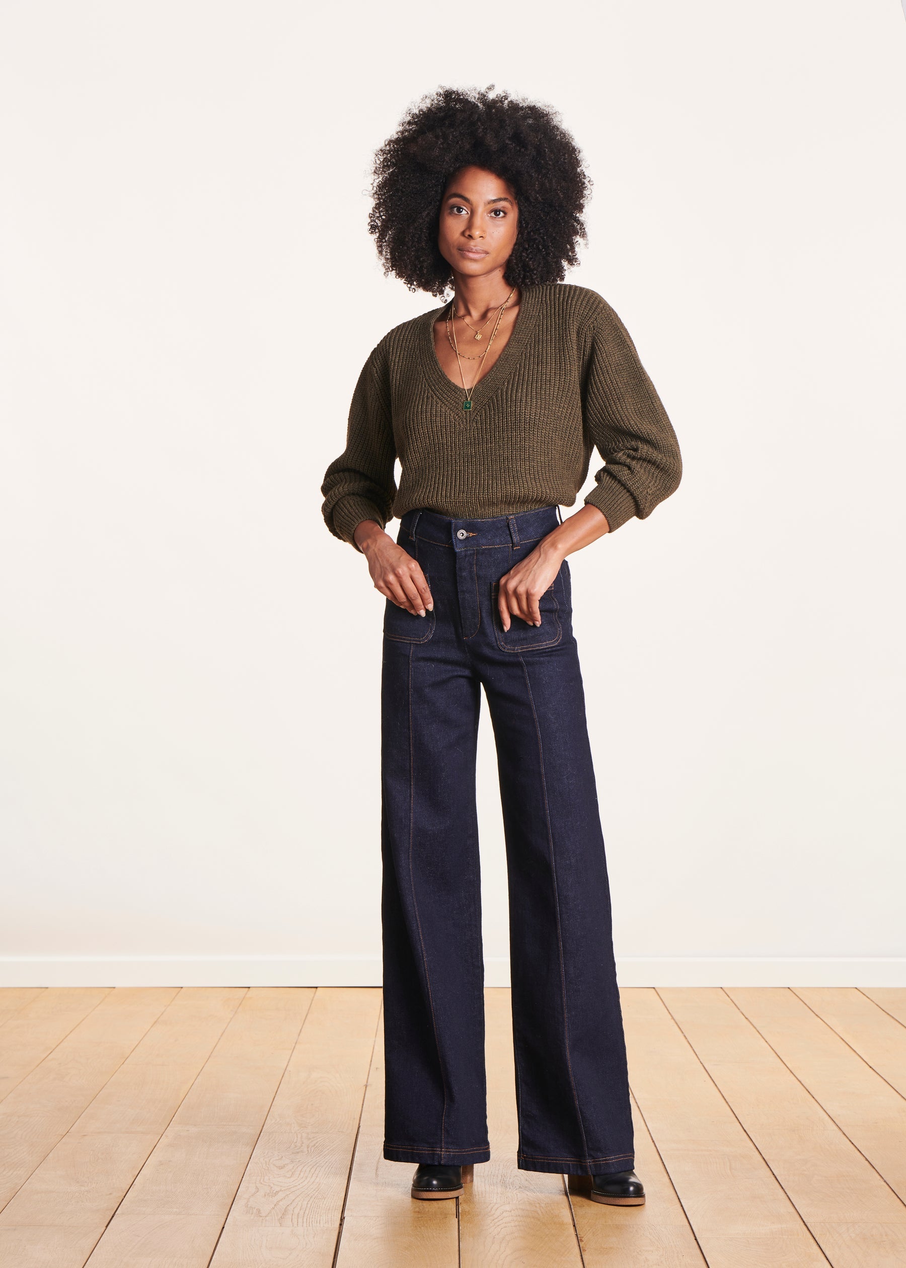 Pull kaki court col V