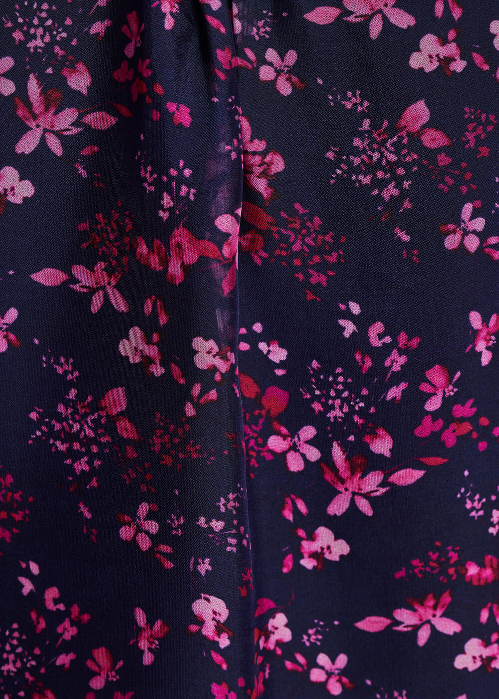 Top en voile à imprimé à fleurs bleu et violet