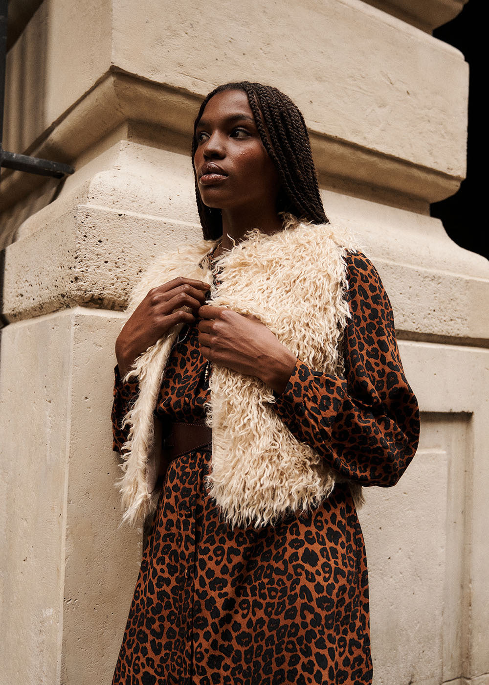 Veste écrue bouclette sans manches