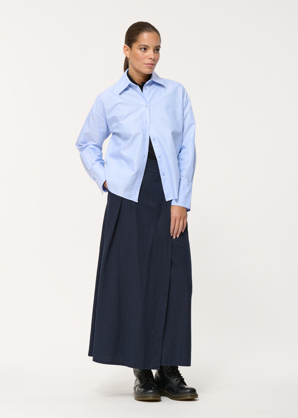 Chemise oversize bleu ciel en coton à poignets retournables - OXYGENE#couleur_OXYGENE