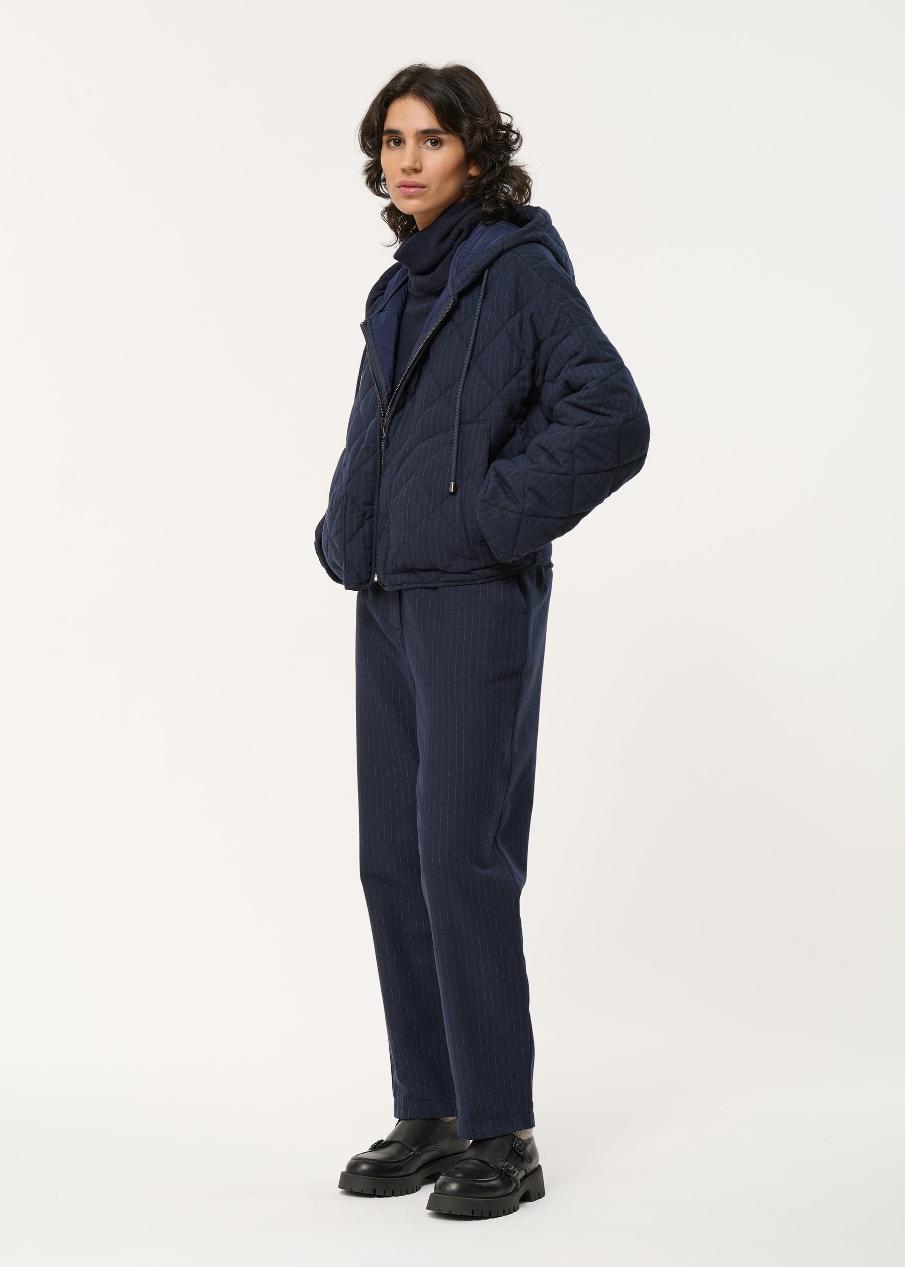 Blouson bleu marine matelassé à capuche - MARINE#couleur_MARINE