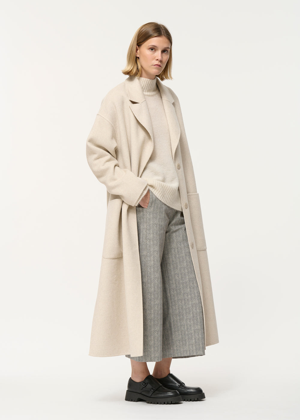 Manteau beige long ample et col tailleur - OFF WHITE#couleur_OFF WHITE