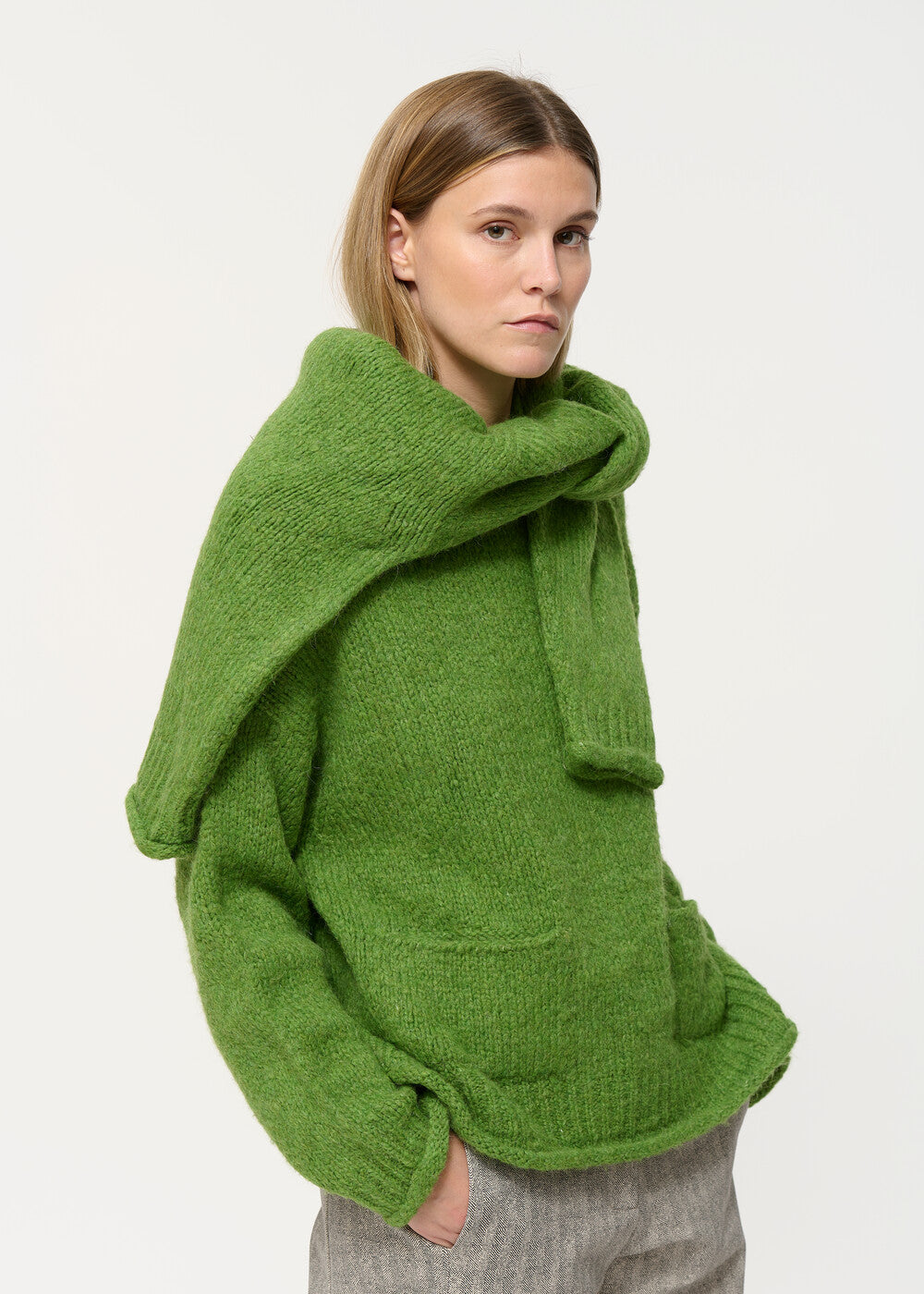 Pull vert oversize en maille épaisse encolure bateau - CHLOROPHYLLE#couleur_CHLOROPHYLLE