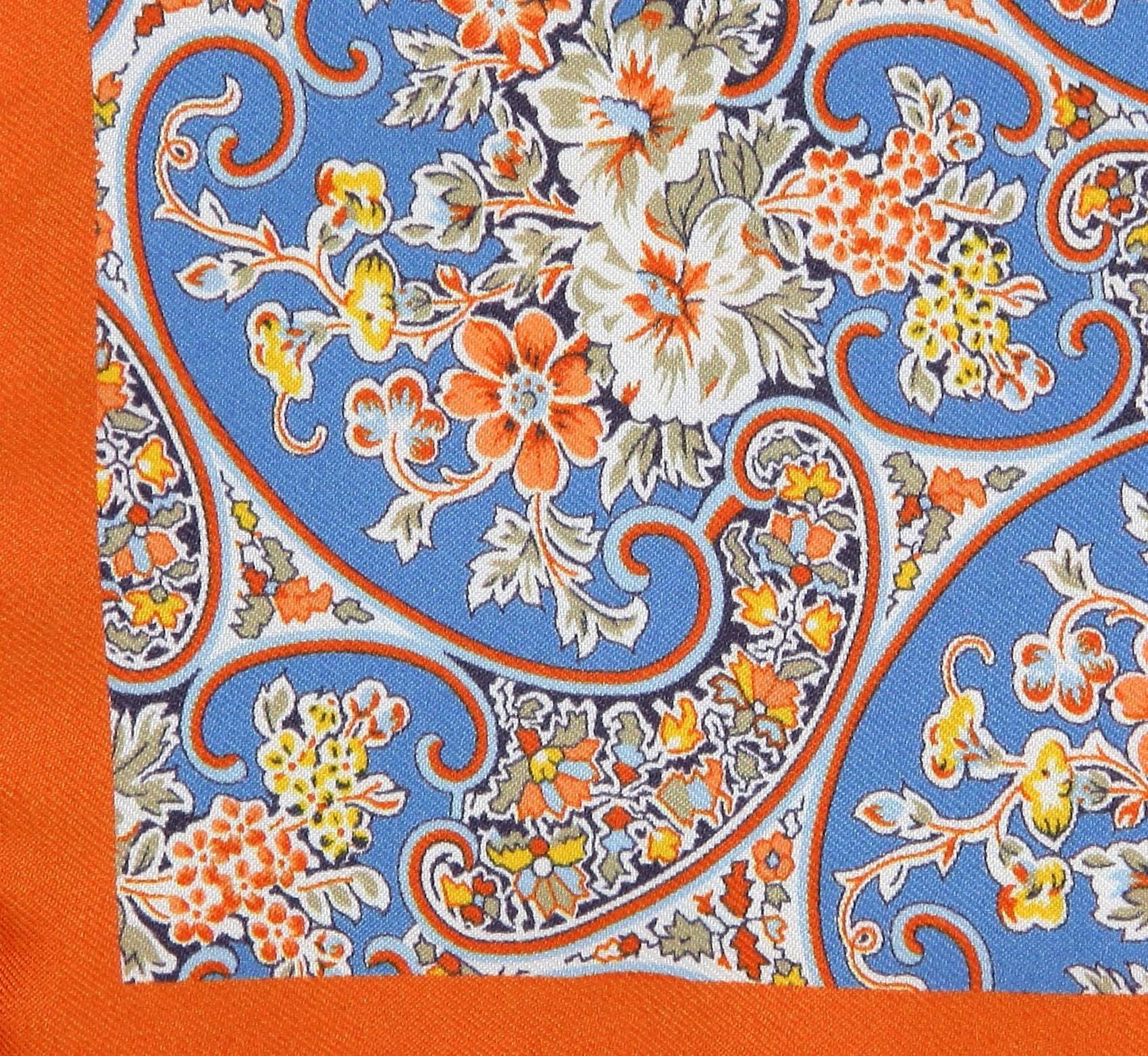 Pochette bleue à motif arabesque - Benevento