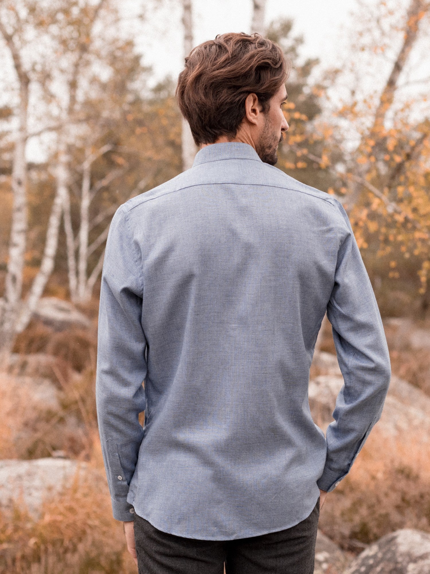 Chemise col inversé bleu en modal