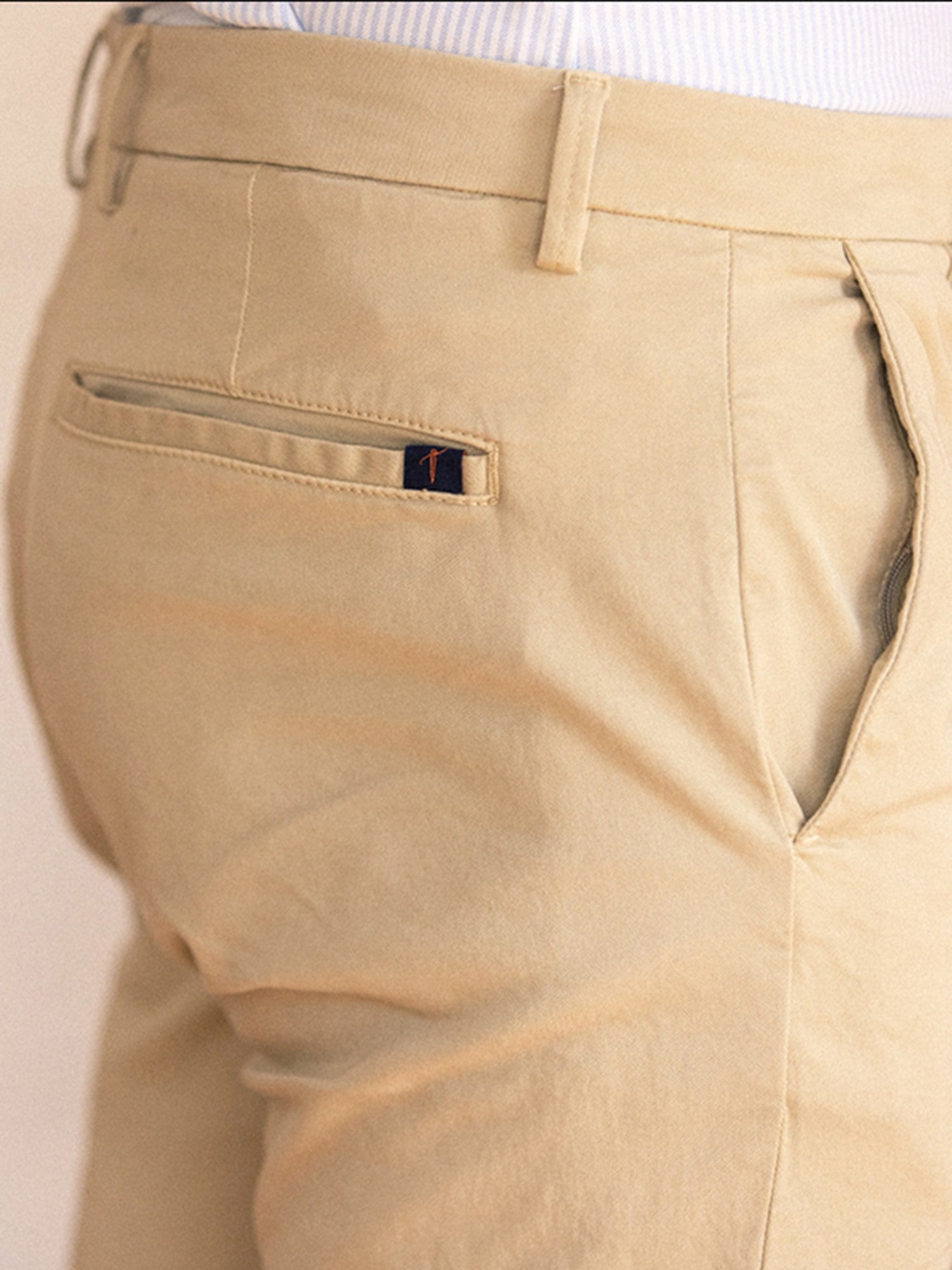 Pantalon chino beige