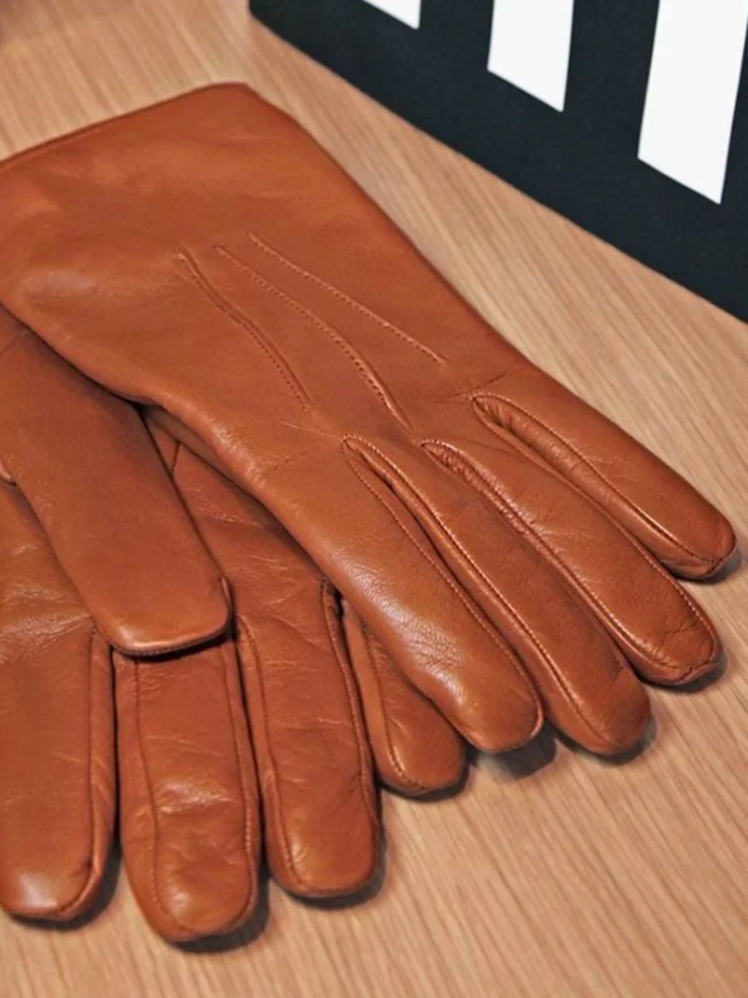 Gants en cuir d'agneau camel doublure cachemire