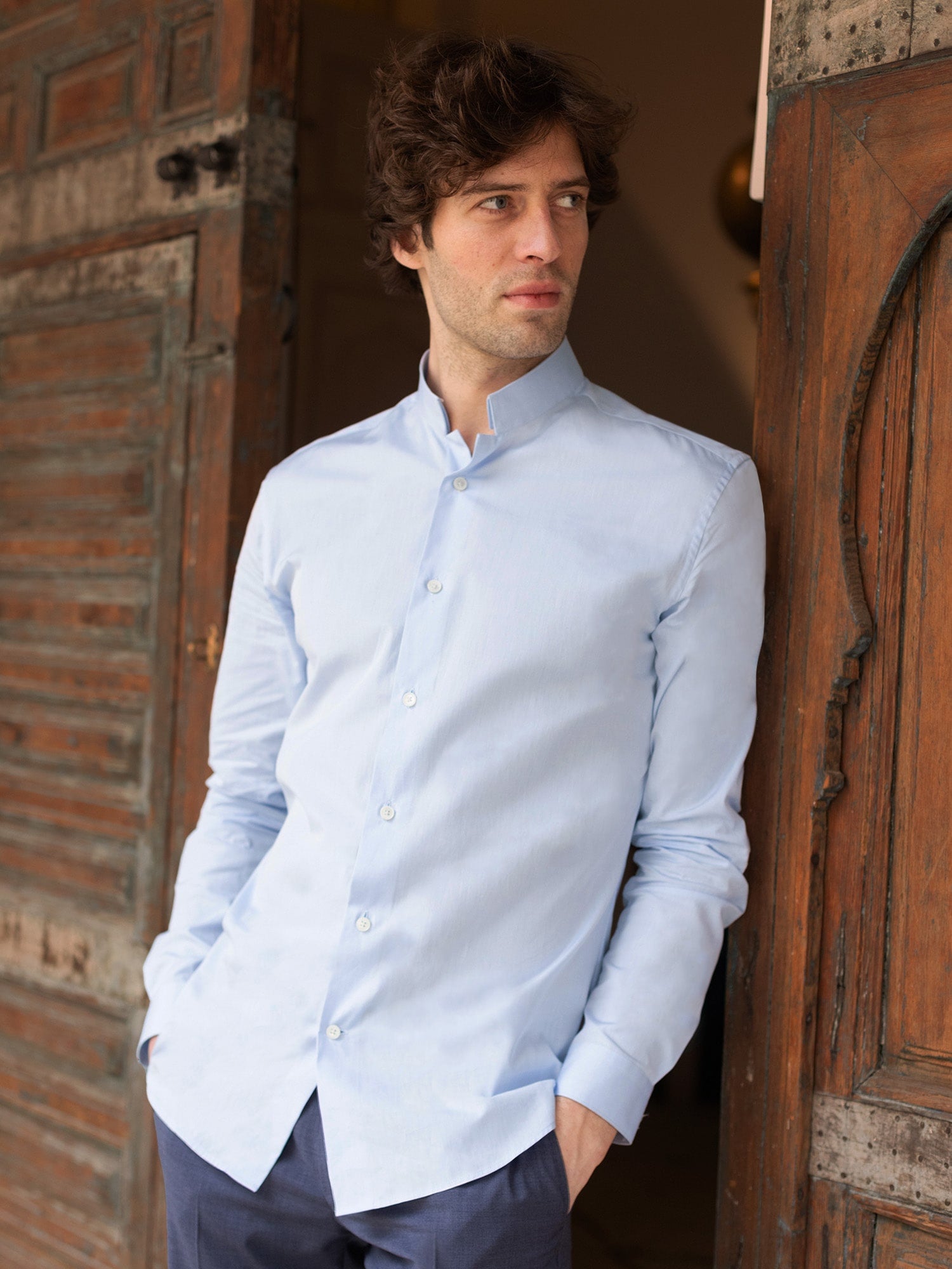 Chemise col inversé en popeline bleu ciel