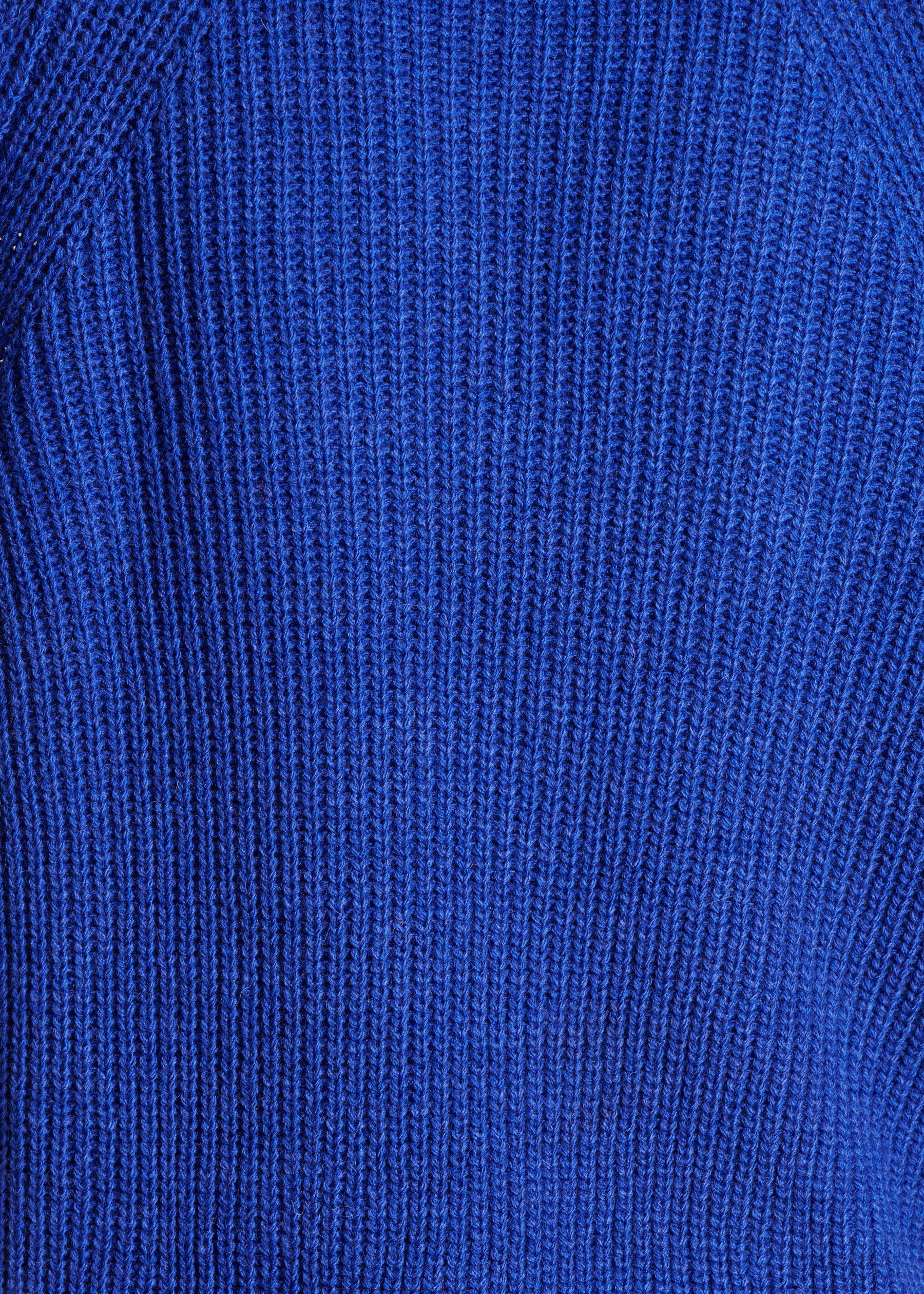 Pull bleu ample col boule en côtes perlées