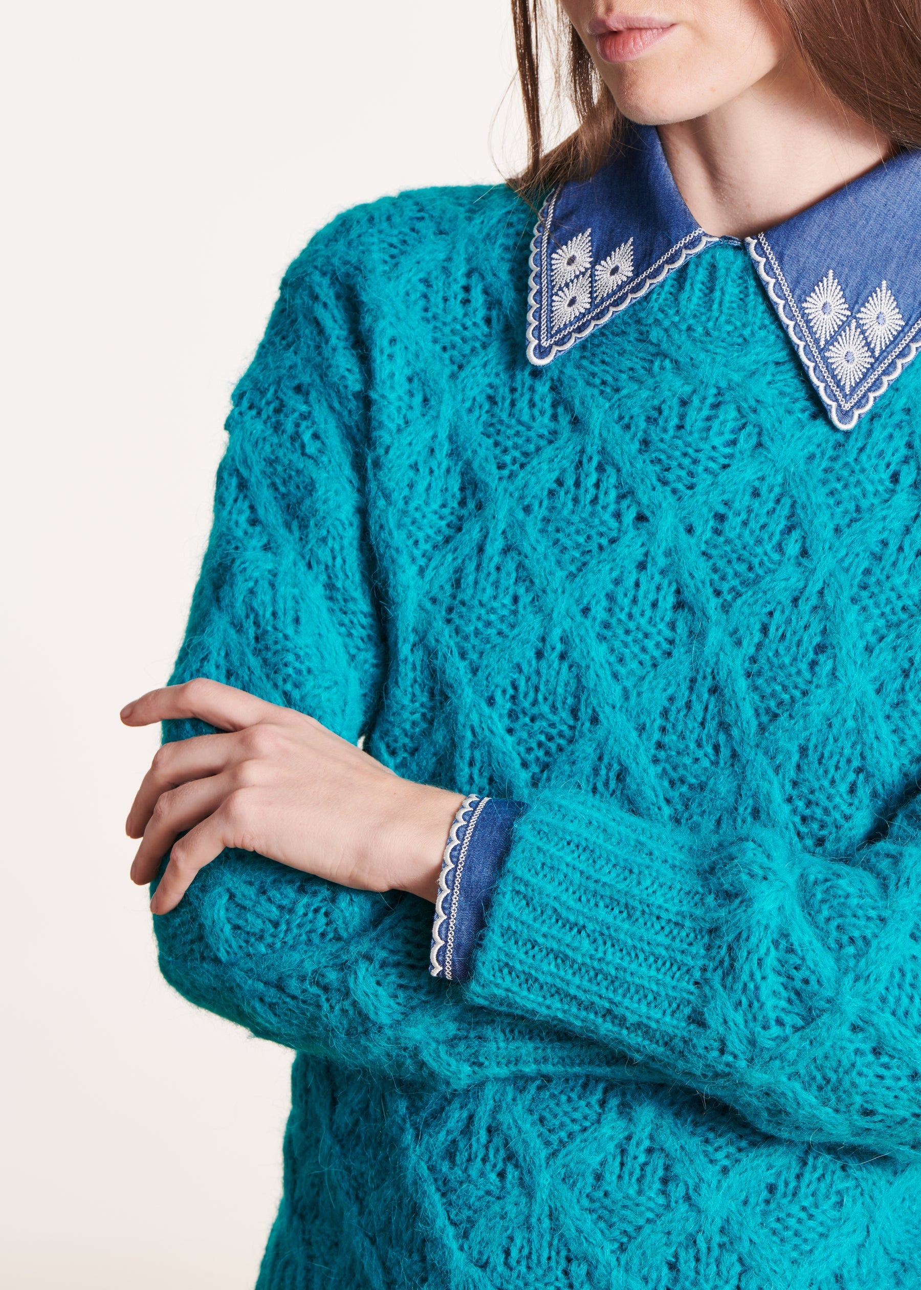Pull turquoise col rond maille fantaisie