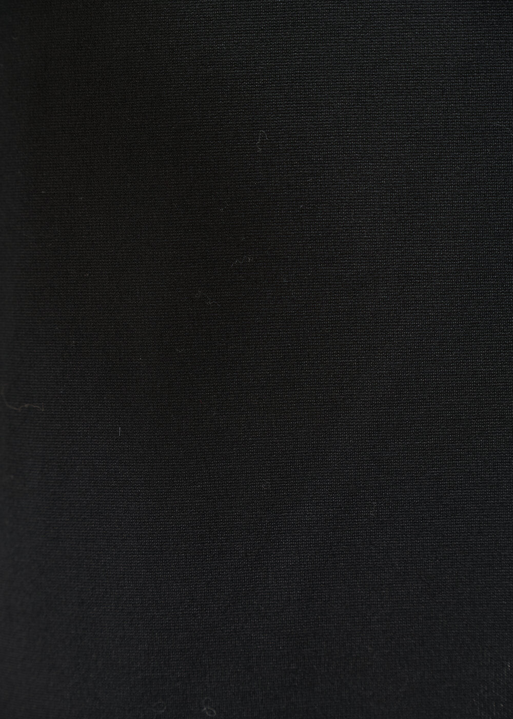 Robe courte chasuble noire à encolure ronde échancrée - NOIR#couleur_NOIR