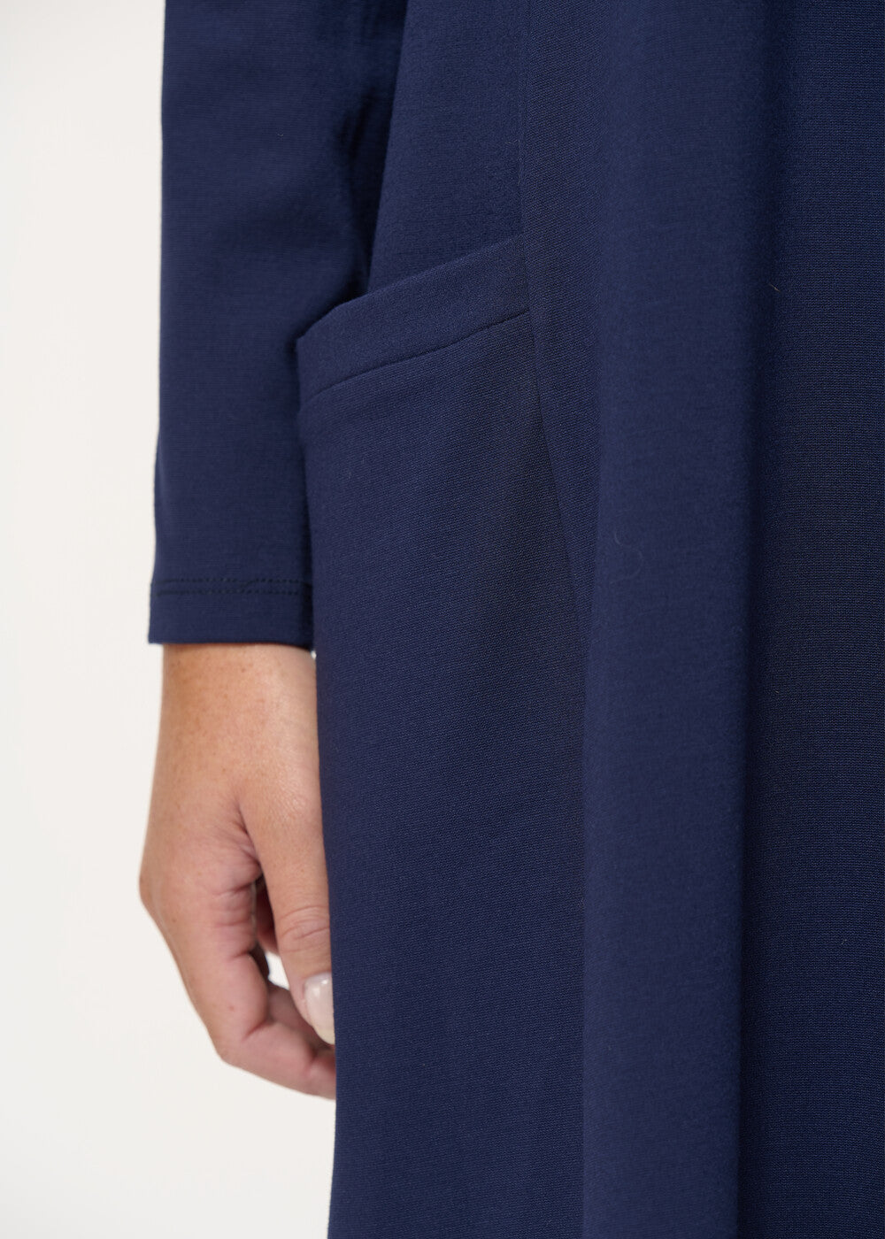 Robe courte trapèze bleu marine à encolure ronde - MARINE#couleur_MARINE