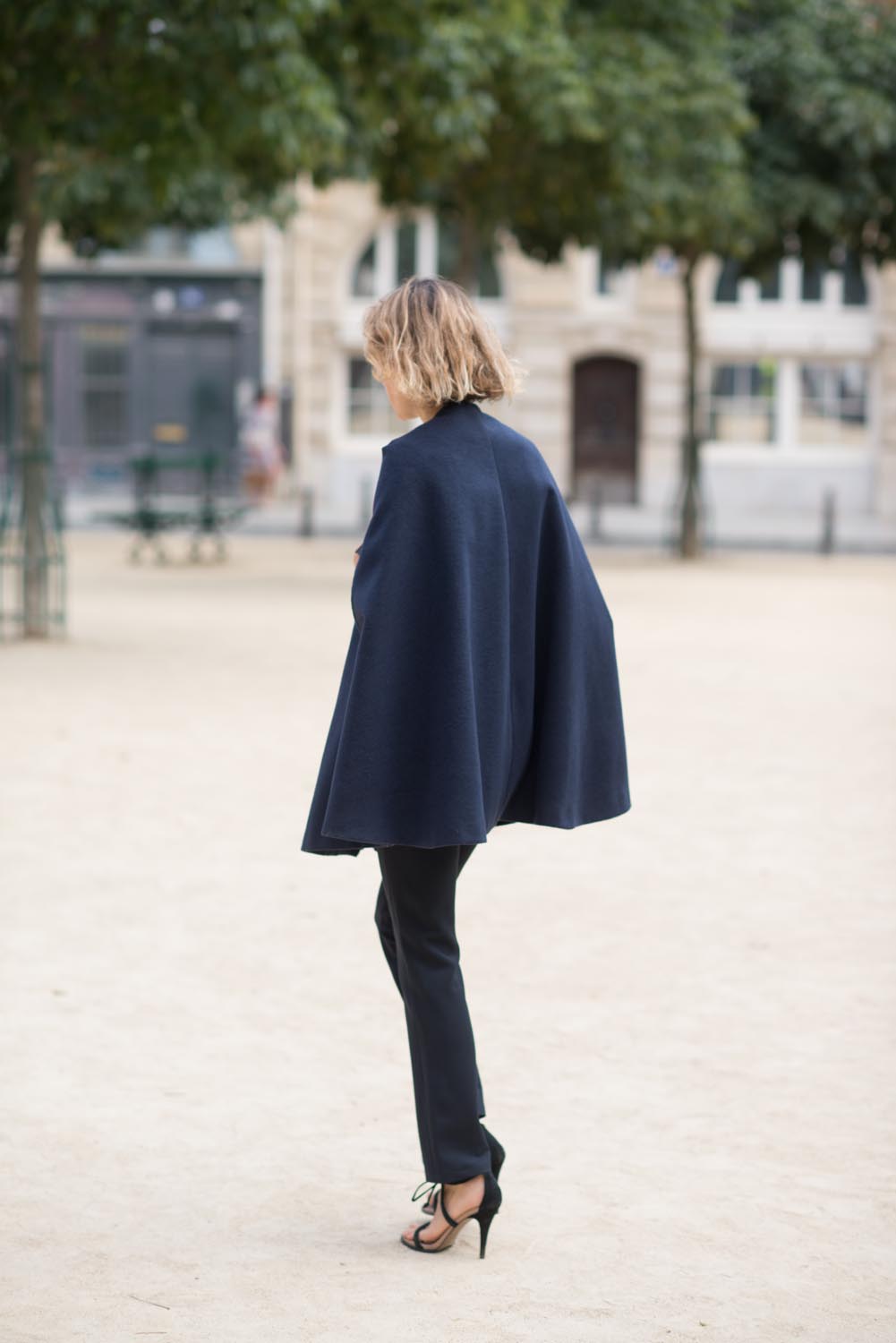 The Montmartre cape, to wear before, during and after pregnancy!