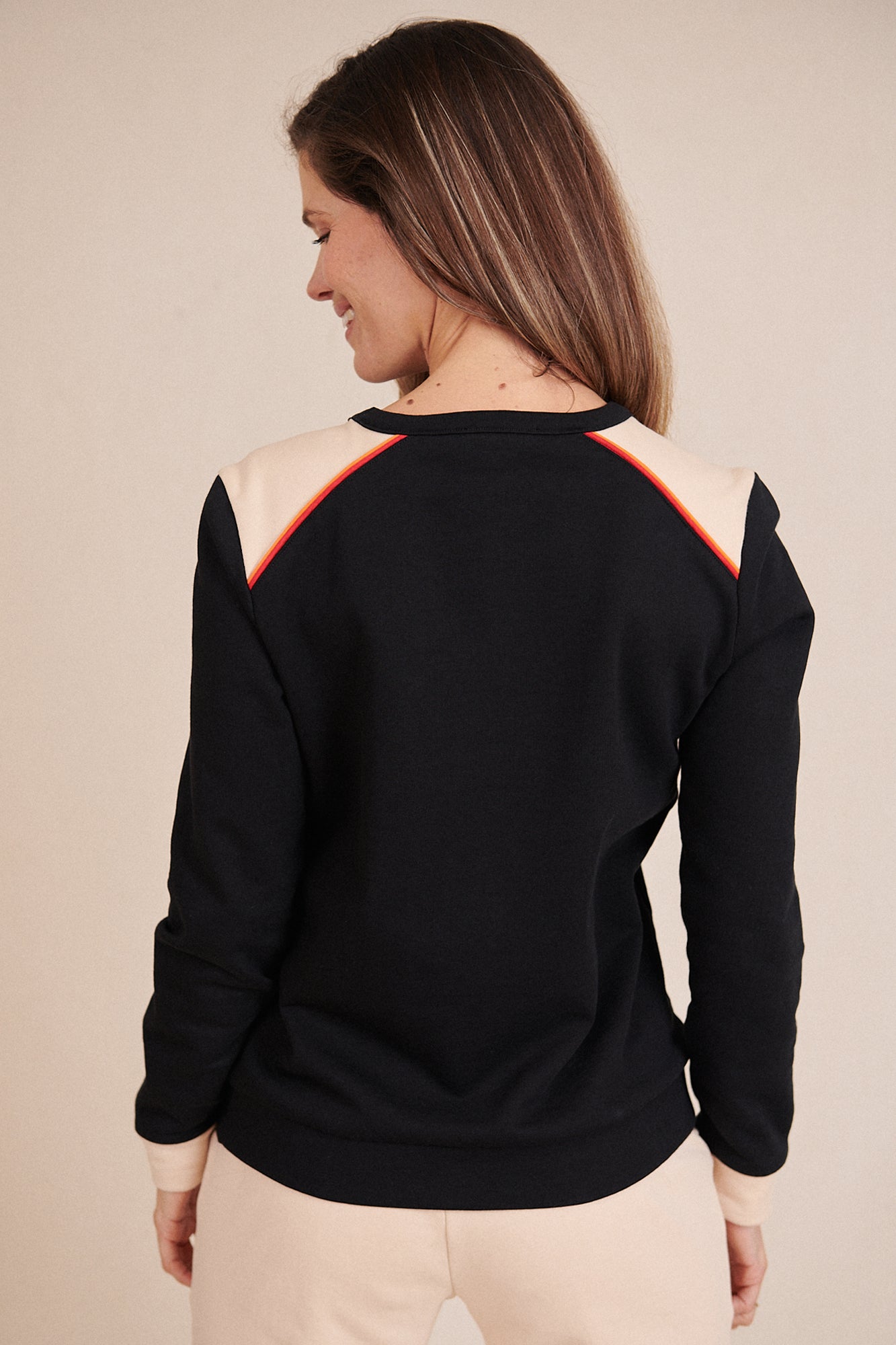 THEA Sweatshirt Black